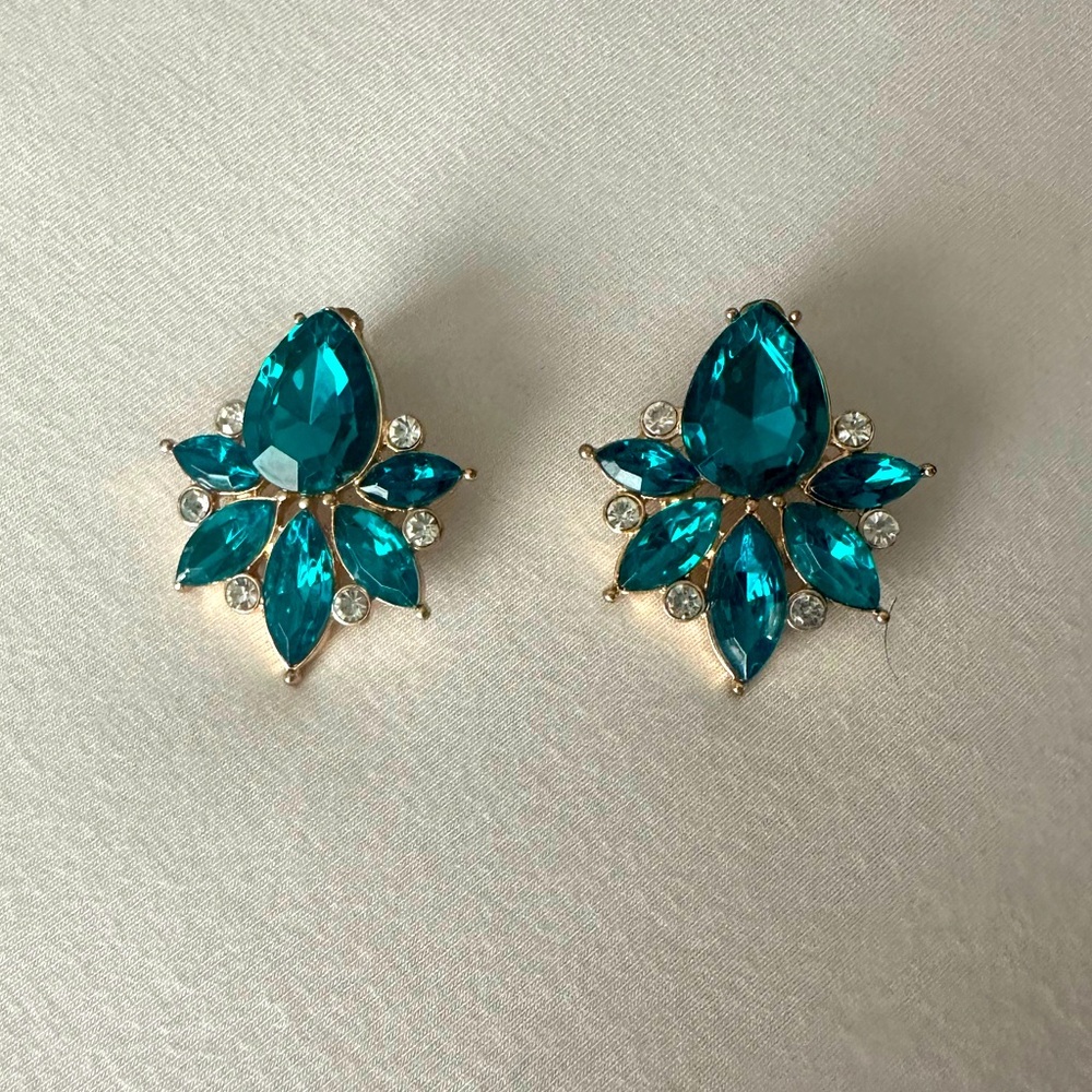 Teal fashion earrings with rhinestones